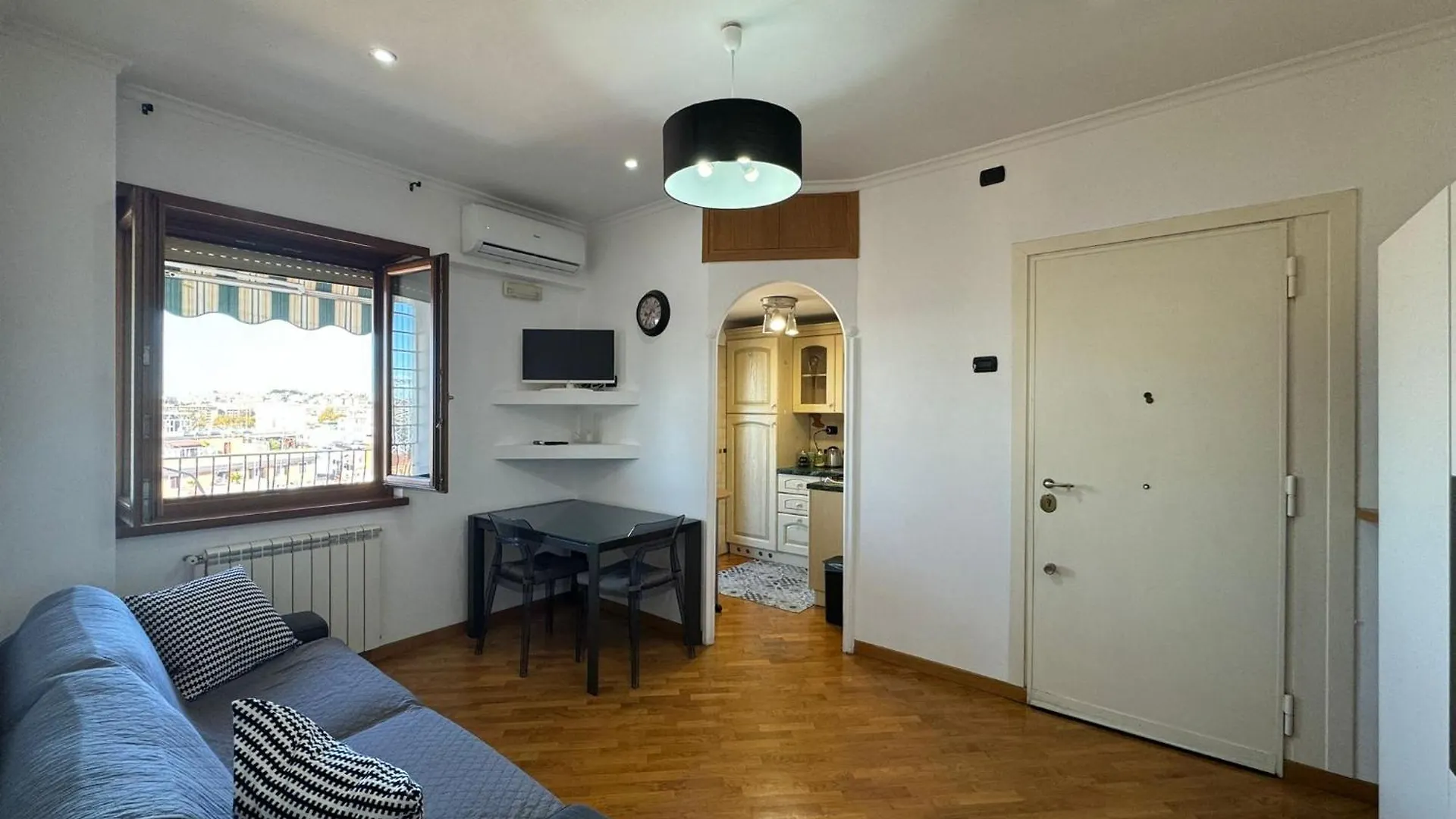 Cozy Flat With Balcony Apartment Rome 0*,
