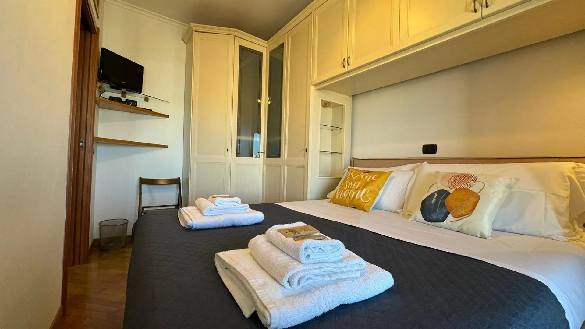 Cozy Flat With Balcony Apartment Rome